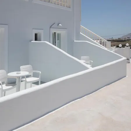 Evas House 2* Firá